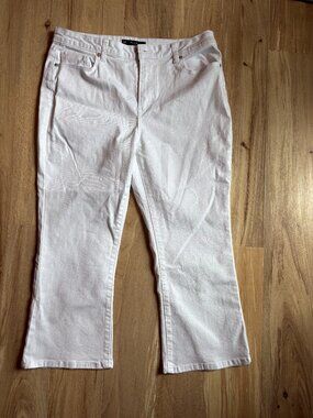 Women's MEMBERS MARK White Jean Capri - Size 12